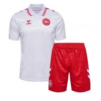 Maglie da calcio Danimarca Seconda Maglia Bambino Europei 2024 Manica Corta (+ Pantaloni corti)